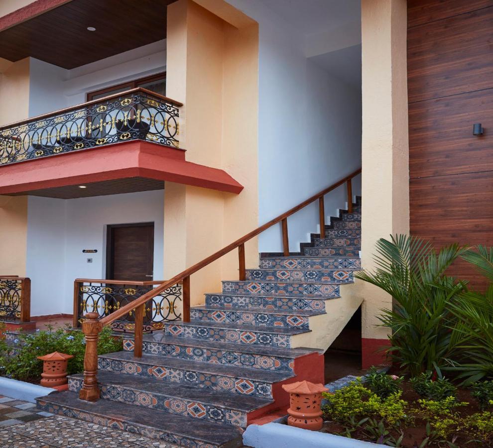 Sea Queen Beach Resort & Spa โคลวา ภายนอก รูปภาพ