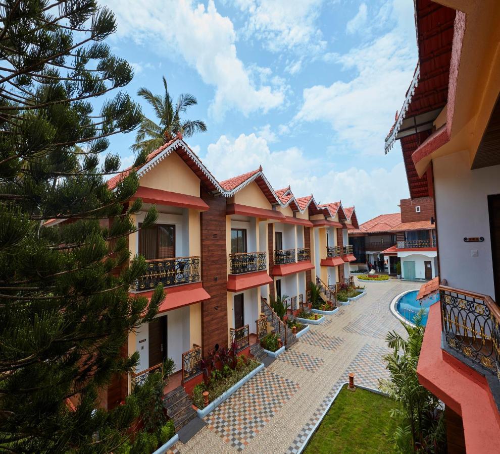 Sea Queen Beach Resort & Spa โคลวา ภายนอก รูปภาพ