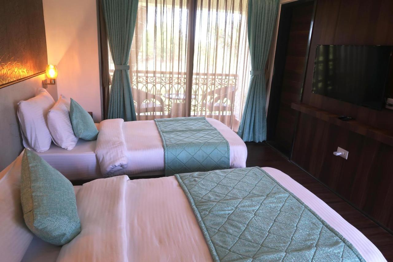 Sea Queen Beach Resort & Spa โคลวา ภายนอก รูปภาพ