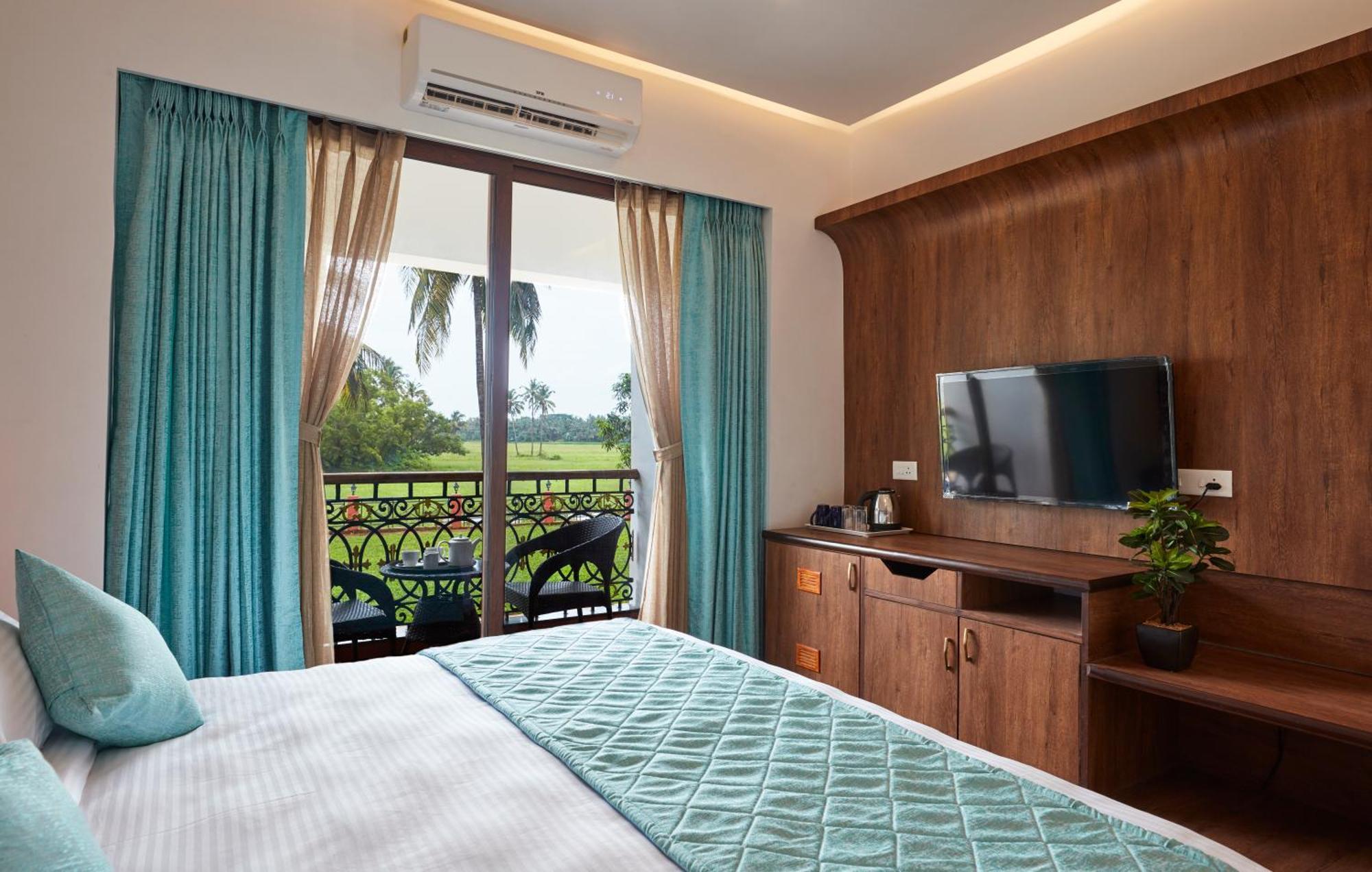 Sea Queen Beach Resort & Spa โคลวา ภายนอก รูปภาพ